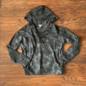 Forever21 Blueish/Gray Pullover Hoodie with Long Sleeves